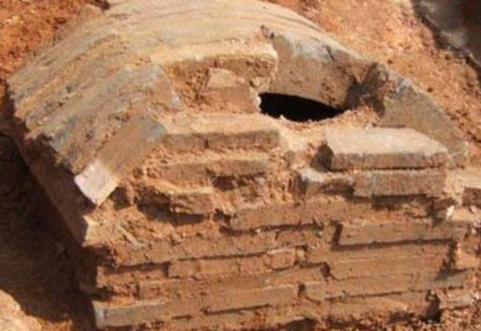 1994年,湖北盗墓贼挖出战国女尸,1年后3人殒命,20余人遭殃