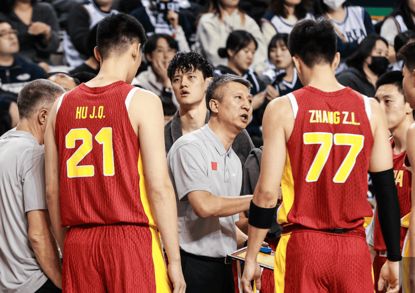 世预赛危局！中国男篮遭韩双杀，日本或将招回八村塁河村再添劲敌