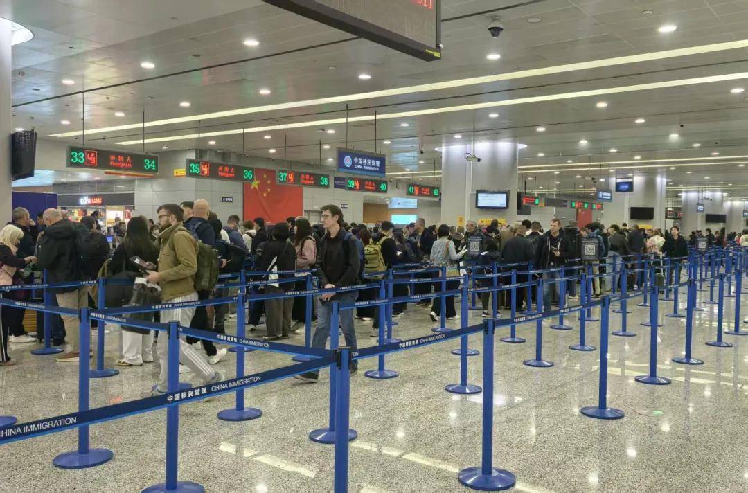 上海口岸出入境人员数量突破4000万