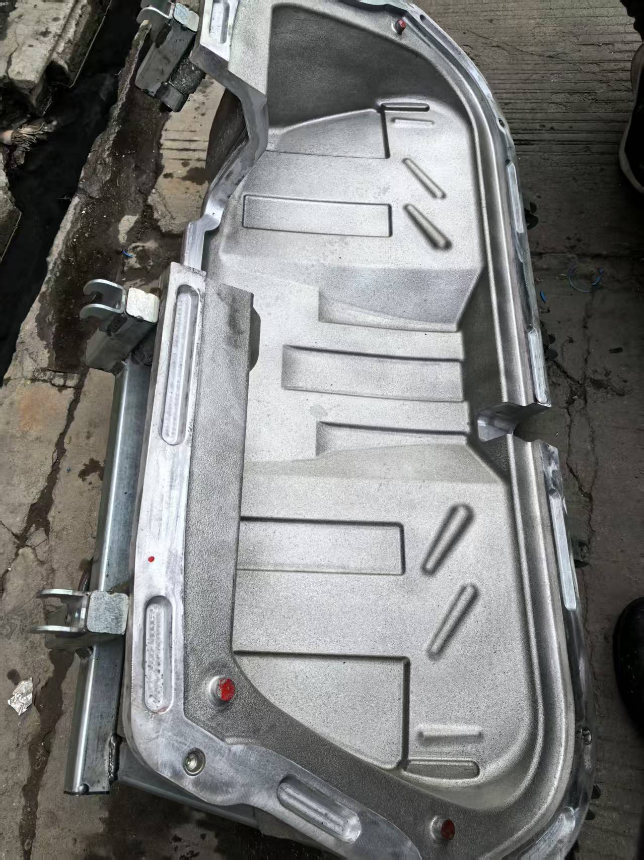 揭秘滚塑模具的硬核细节勇兴富的精工实力藏不住了