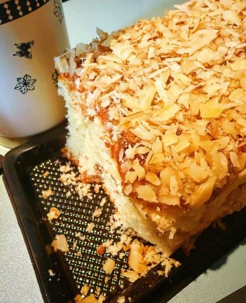 甜蜜的馈赠：阿尔祖古丽·孜敏与她的茹米萨蛋糕店