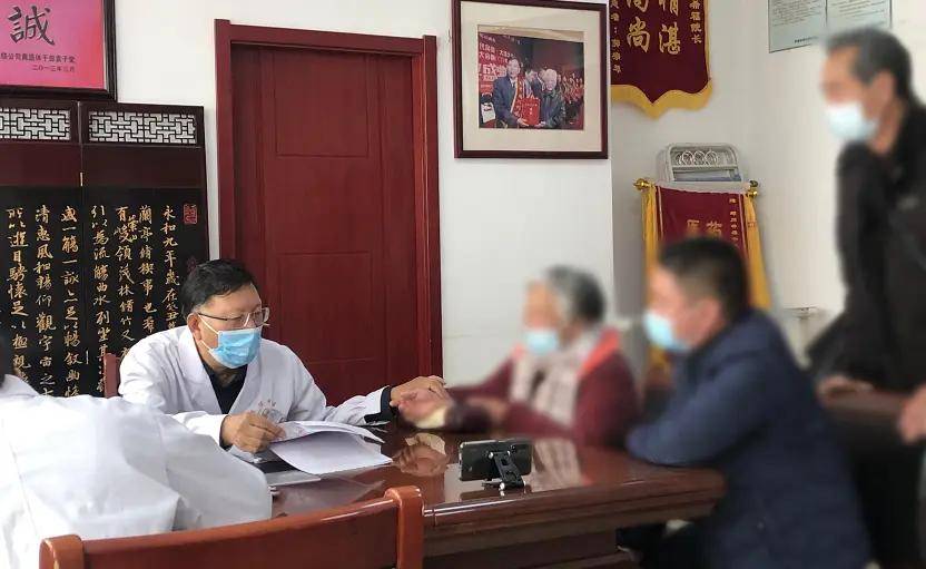 五年了,肠癌术后她没再化疗,如今身体反而越来越好