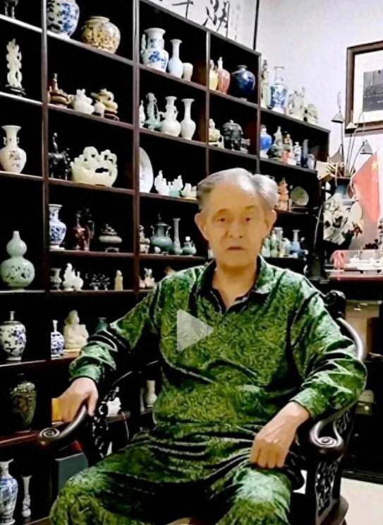 南京博物院前院长徐湖平家中成堆古董曝光:竟只有高中学历(图9)