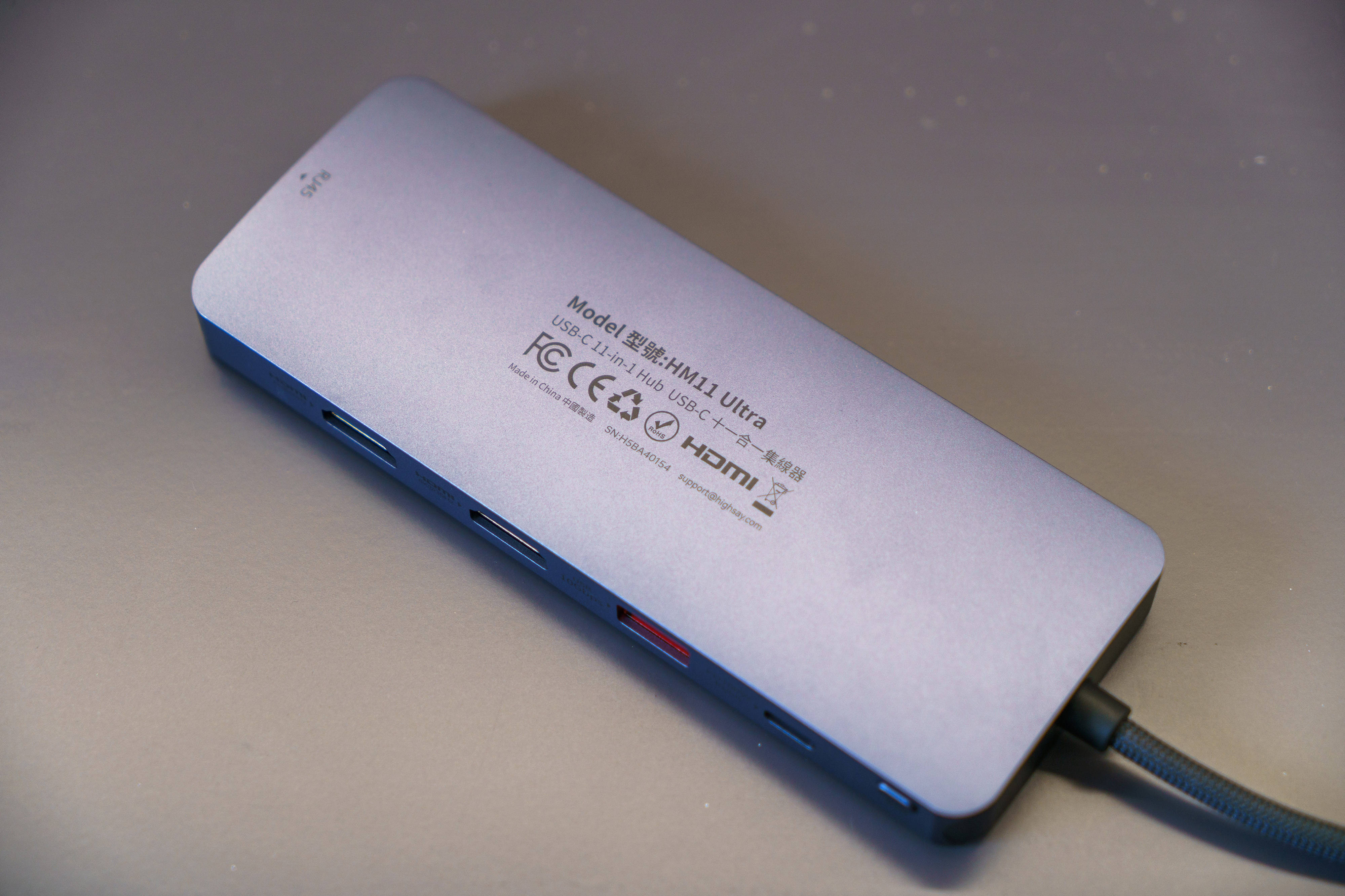 新品牌一上来就甩个“王炸”？海赛力HM11 Ultra智显双投屏扩展坞11合1体验分享