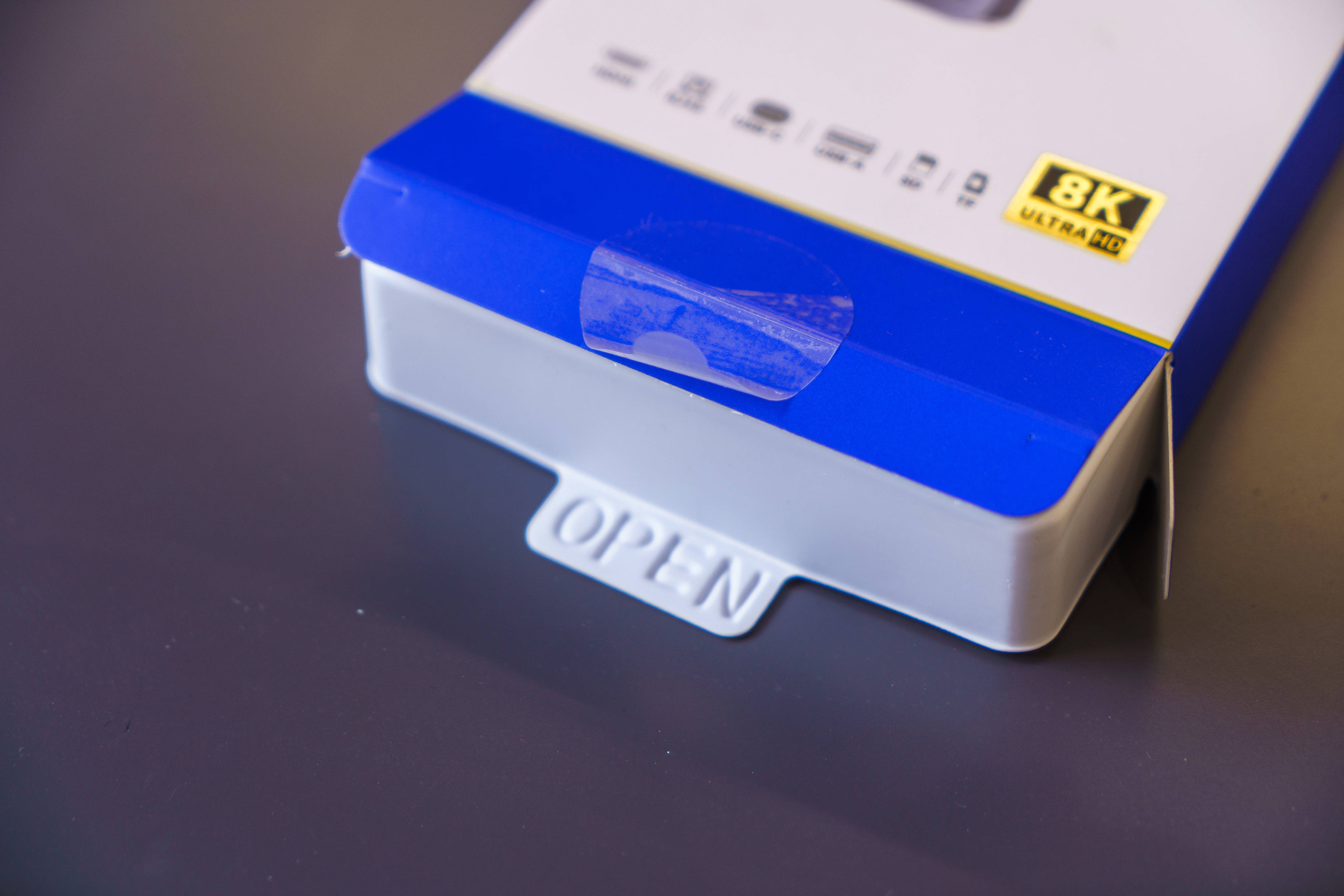 新品牌一上来就甩个“王炸”？海赛力HM11 Ultra智显双投屏扩展坞11合1体验分享