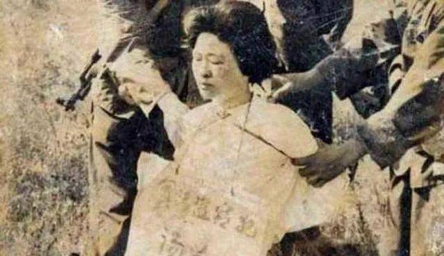 70年代巨贪汤兰英:10年间贪污4万多元,被情人揭发后下场如何?