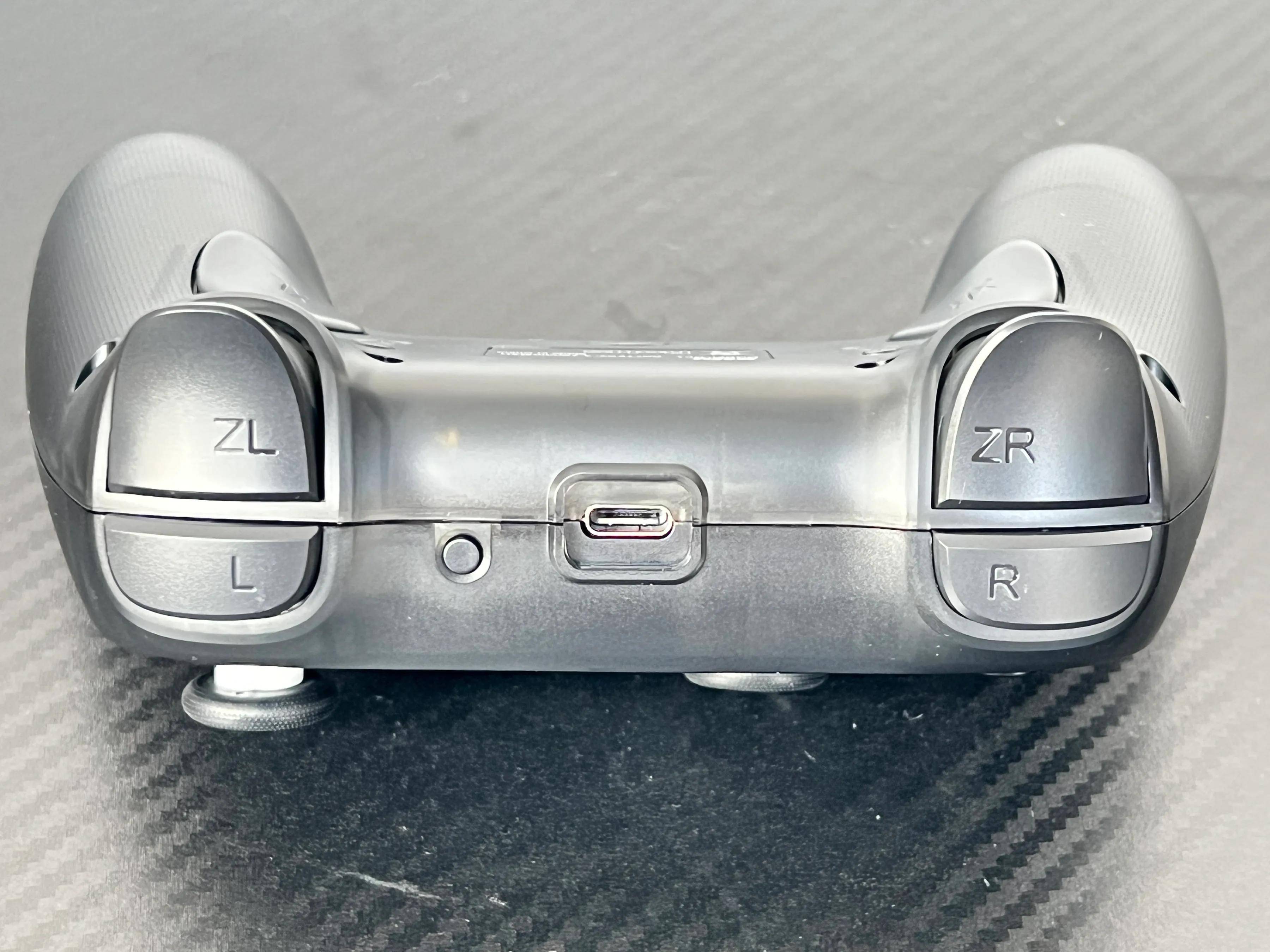 百元档内无对手，表现专业零短板！体验西圣GC1游戏手柄