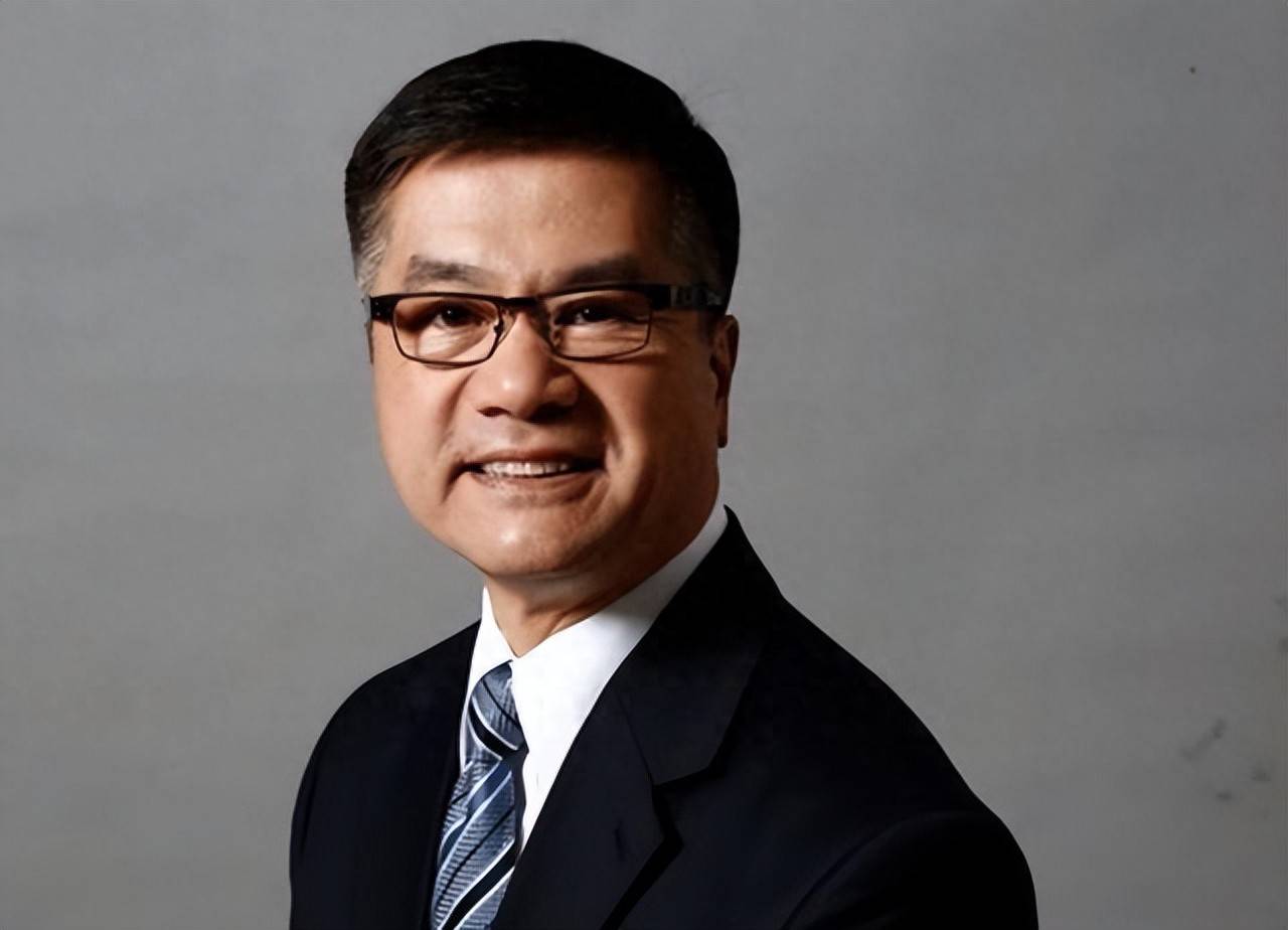 美国华裔部长骆家辉:在任时经常打压华为,退休后还回中国捞金