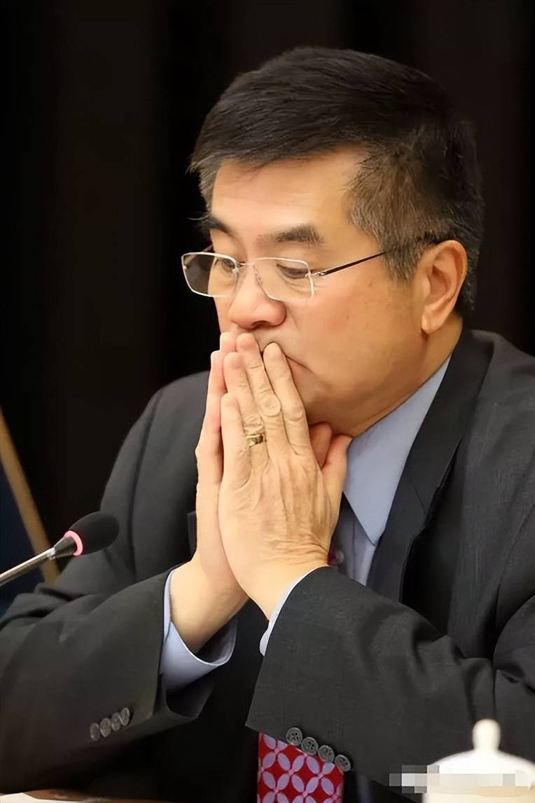美国华裔部长骆家辉:多次打压华为后到中国捞金,下场大快人心
