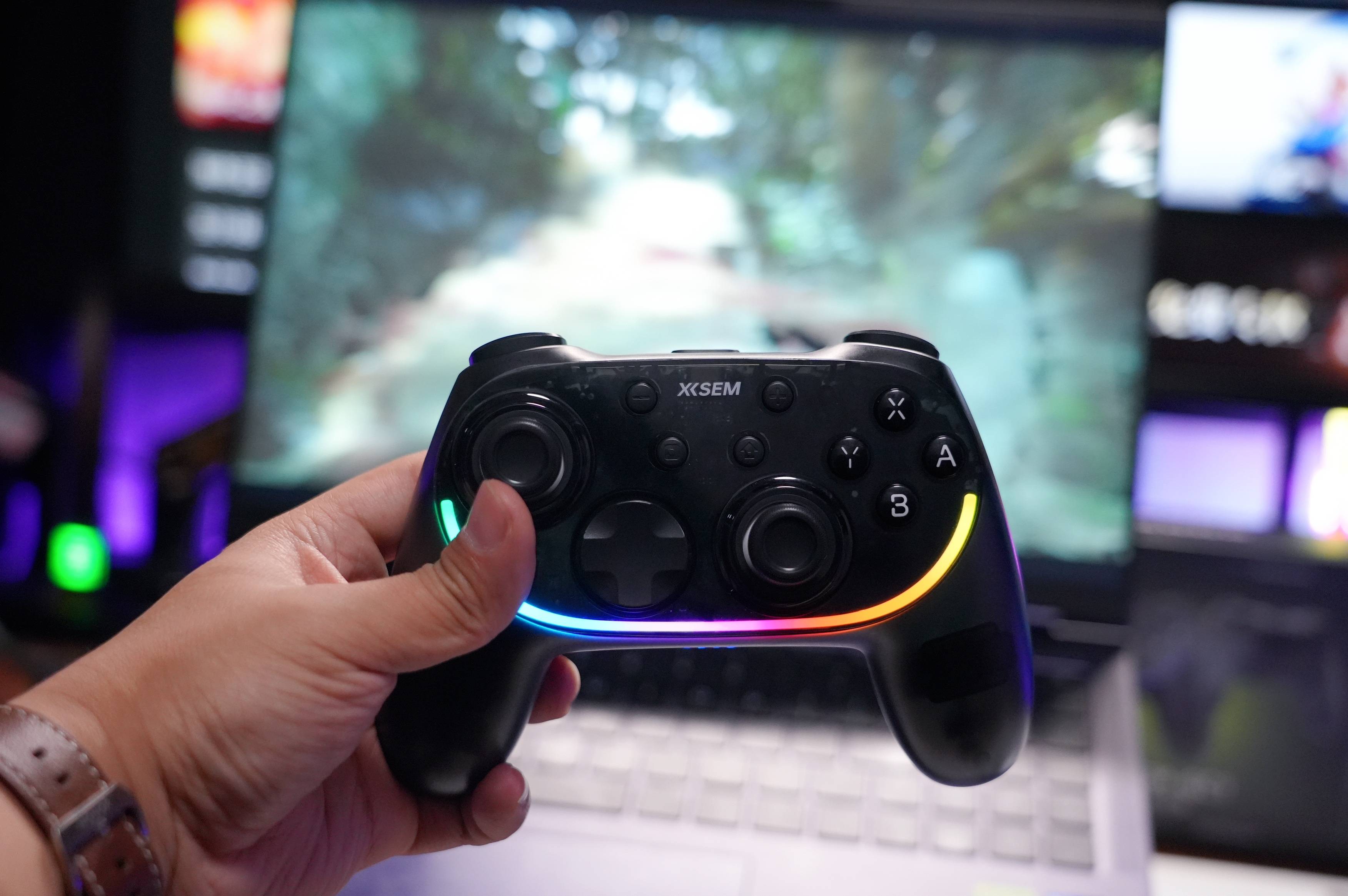 百元手柄真能打？西圣GC1两周深度体验：从踩坑到离不开