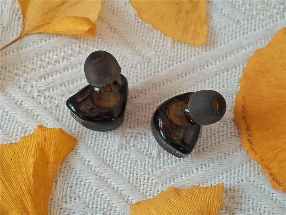 无线时代的有线坚守者：西圣HiFi耳机打造沉浸式听觉体验