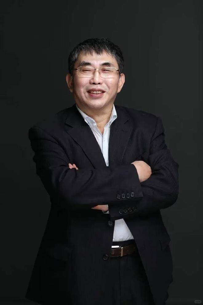 聂卫平告别仪式：3子女悲痛现身，多张全家福曝光，亲友发声评价