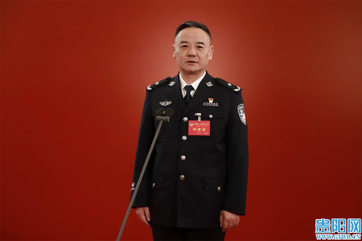 在"爽爽贵阳"文旅经济护航上,有力保障734场大型活动安全,顺利举办