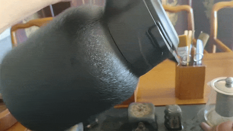 一步到位!宫菱保温壶测评:8层锁温+欧盟认证安全无毒+0胶水