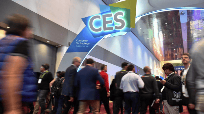 终局已定！2026 高端AR眼镜必是 Micro LED + 光波导的天下