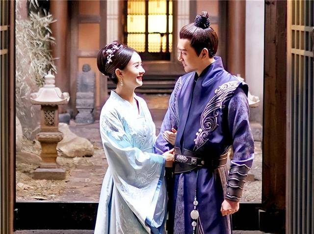 回文诗表达情感_古代爱情诗篇_表达思念爱人的诗句