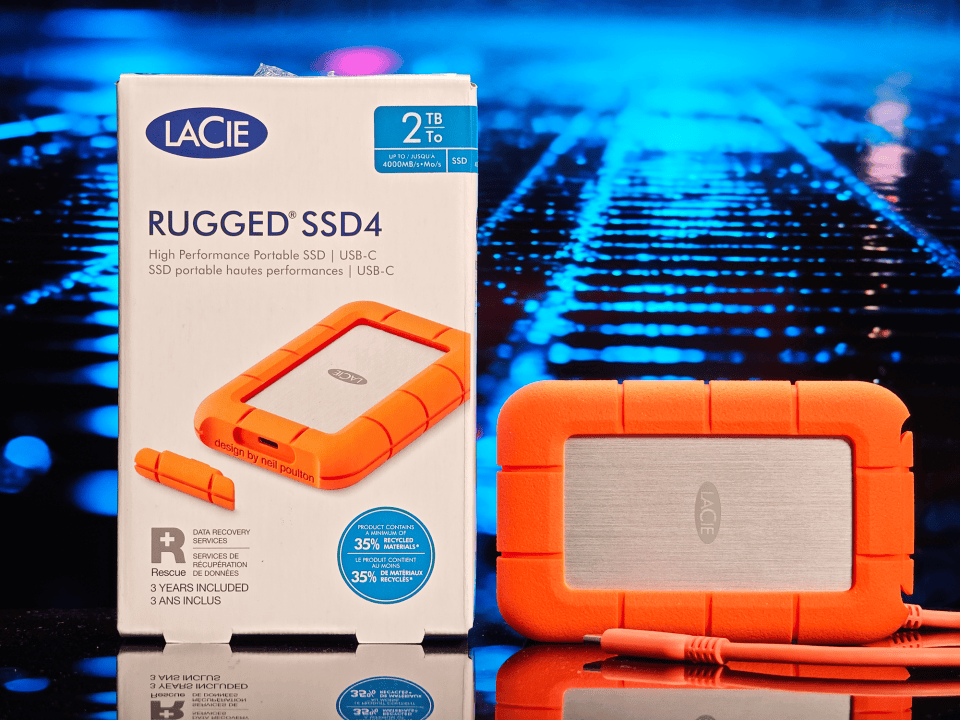 雷孜Rugged SSD4三防神盘实测:4000MB/s又快又安全!