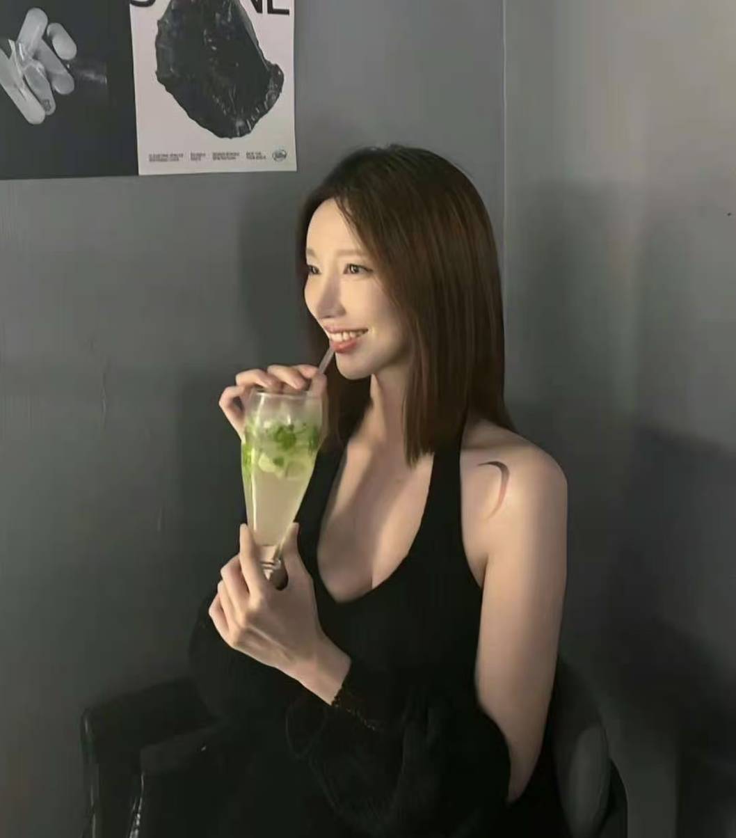 综艺风波酿悲剧：揭黑幕者为何成了被网暴的“靶子”？