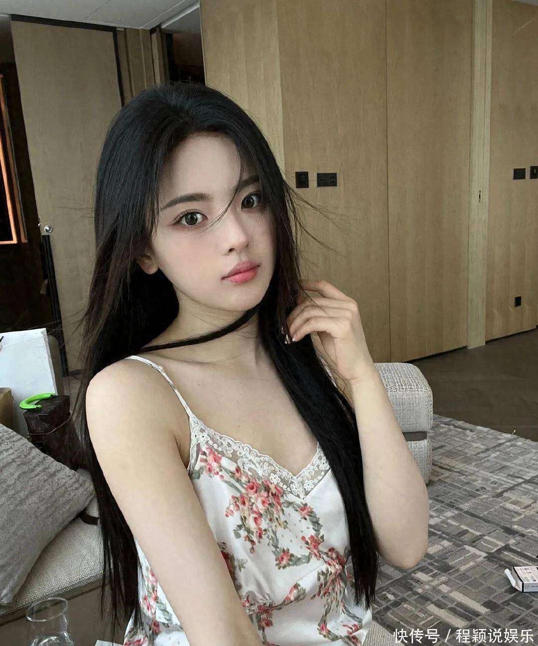 原创            我们喜欢的不是杨超越，是平凡人的逆天改命