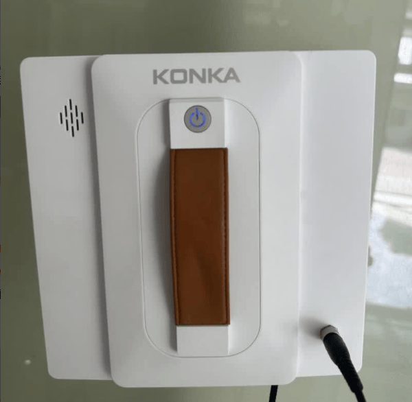 高层擦窗机哪个效果更好？擦玻璃神器哪种好用怎么选？内行人说实话！盯准这4点不花冤枉钱！