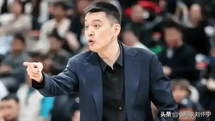 杨鸣太要脸？辽宁名帅输球就辞职，对比杜锋的抗压力，差距太扎心