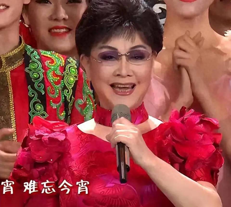 原创            李谷一将缺席2026年春晚：身体不行，实在无法登上春晚