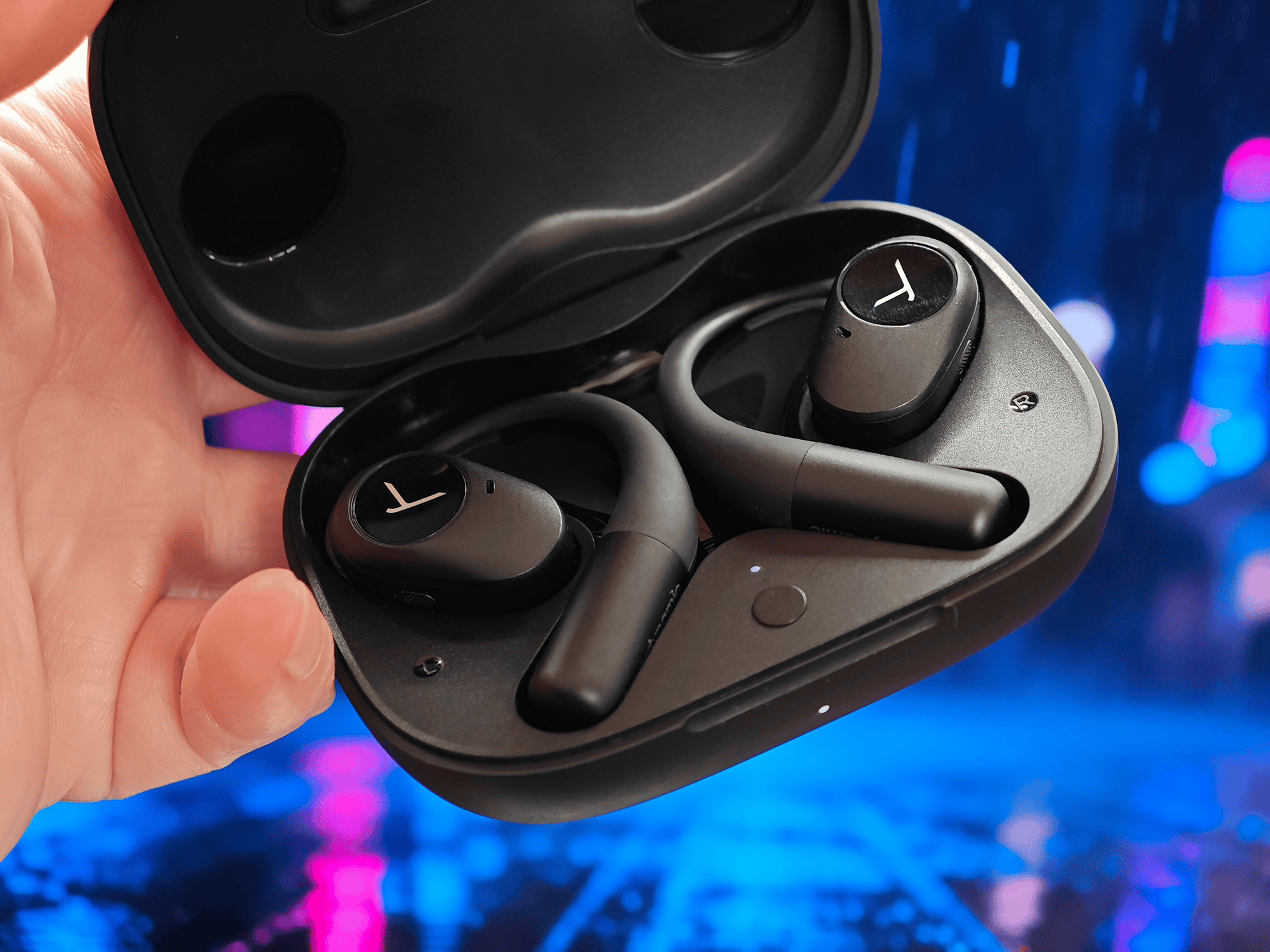 开放式耳挂旗舰——拜雅阿米罗200实测：佩戴舒适、音质超给力！