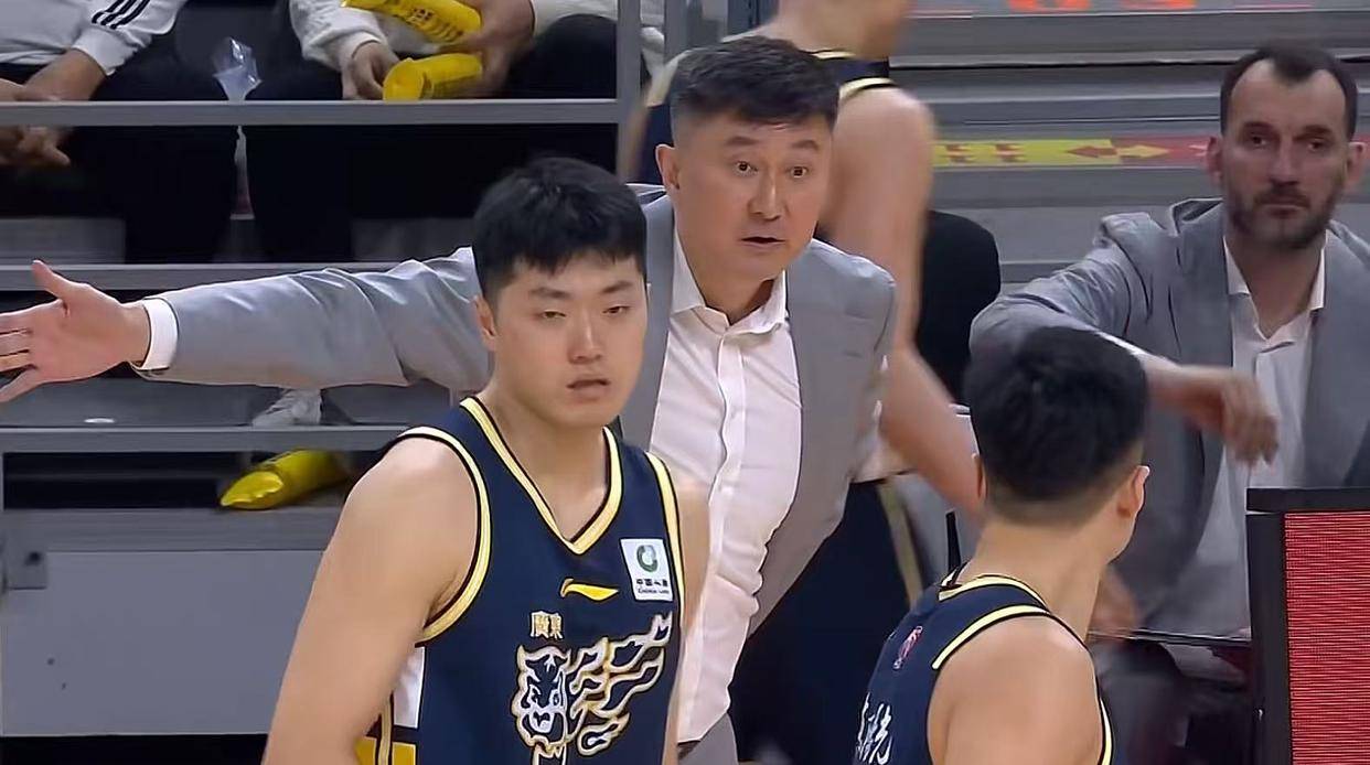 大鱼来了！广东队迎来重大利好，力保杜锋躺进总决赛！