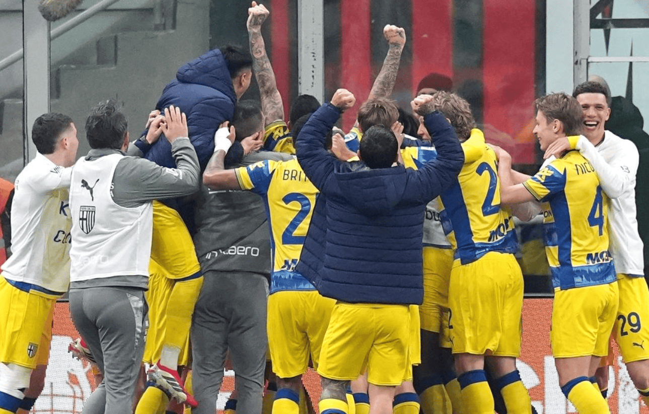 意甲最新积分战报:两大强队落败,罗马狂胜,甩开尤文4分