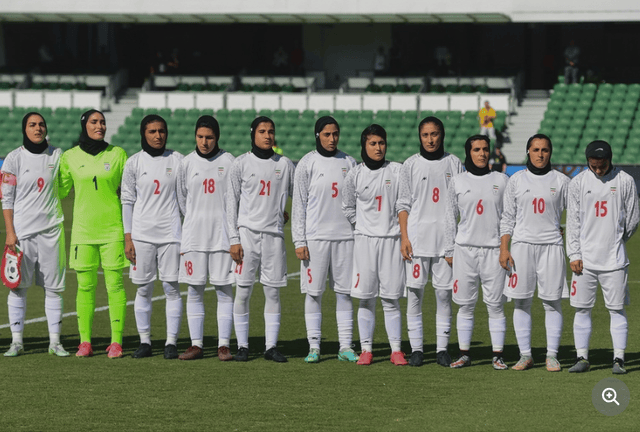 2026女足亚洲杯开幕在即，伊朗球员面临"生死危机"，有人含泪退赛