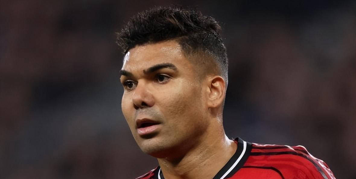 大概率离队！卡塞米罗或断崖式降薪加盟AC米兰，携手莫德里奇续写皇马传奇