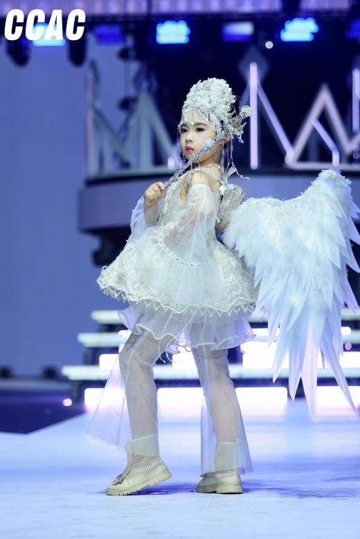 无边锋芒，问鼎羊城 ——CCAC全球首推大满贯天王大使苏若绮