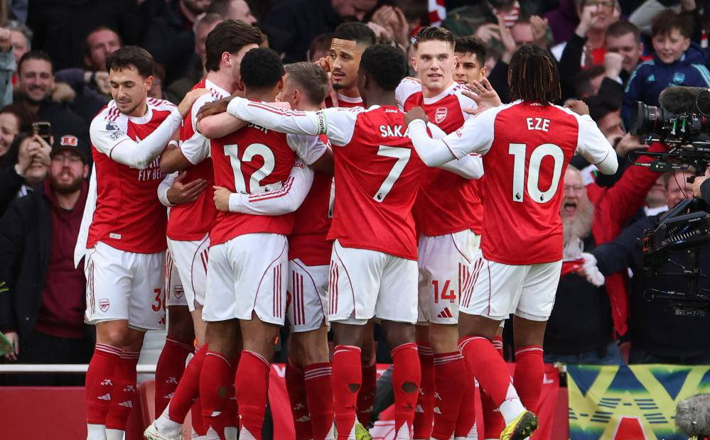 不世功业！四冠梦想即将照进现实，枪手能否凭联赛杯夺得荣耀？