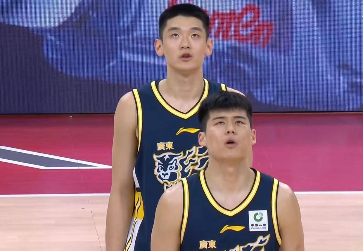 再见了，广东队！CBA三冠后卫正式出走，未来或成杜锋最大对手？