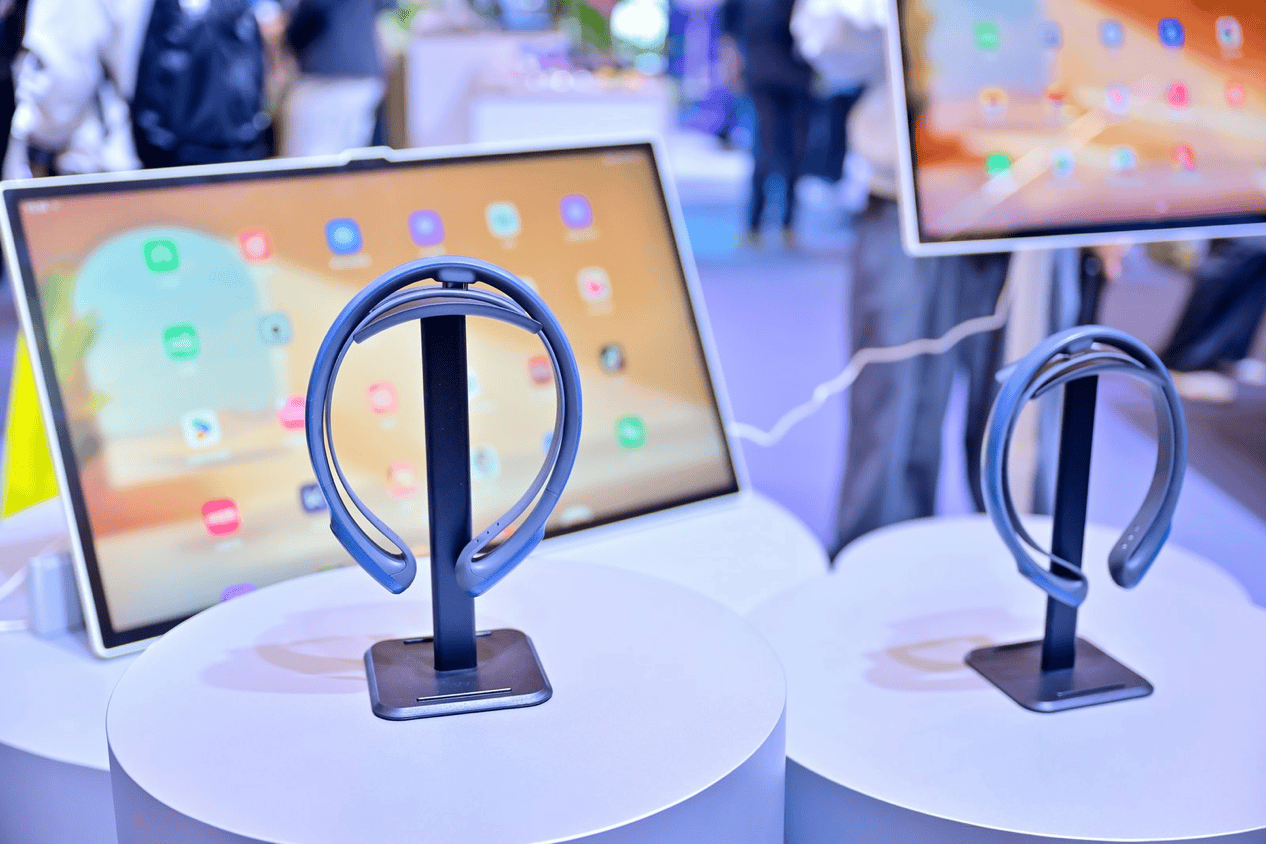 《创维全系产品亮相AWE2026，重磅突破重新定义智慧生活》