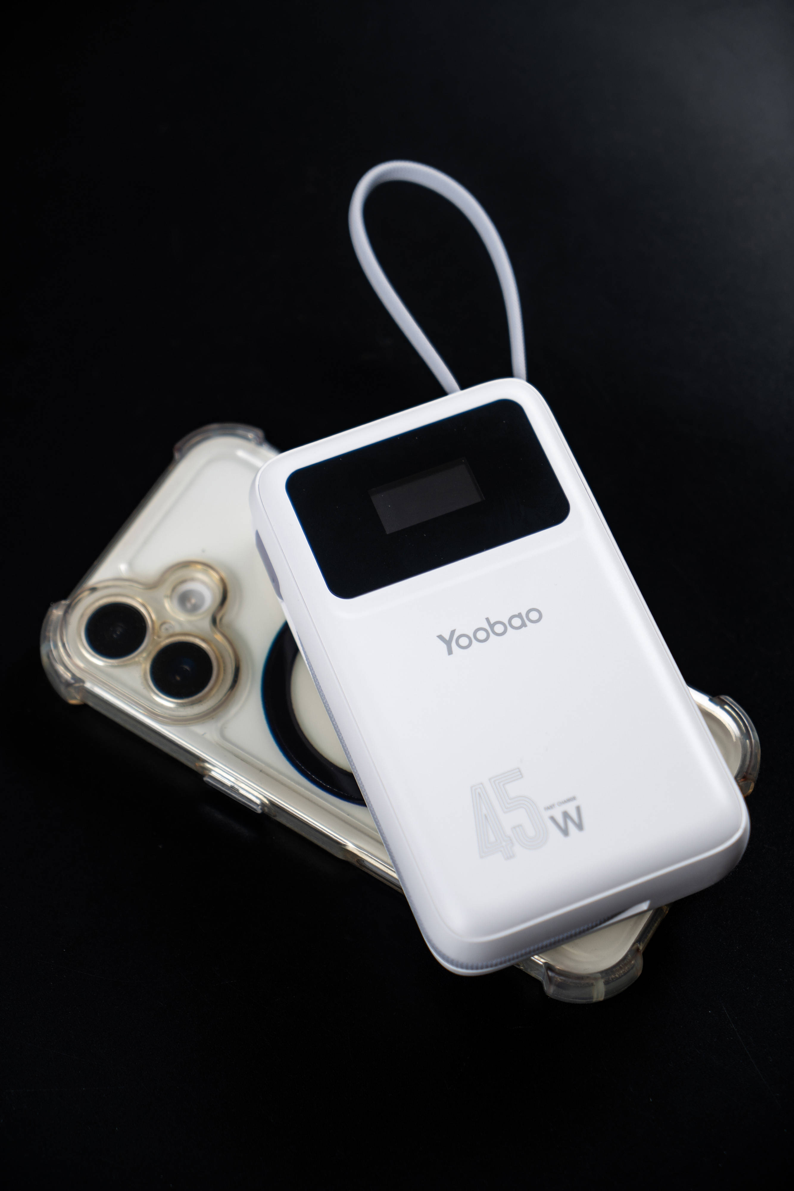 不到2.3张就能买到屏显大容量充电宝你敢信？羽博自带双线充电宝分享