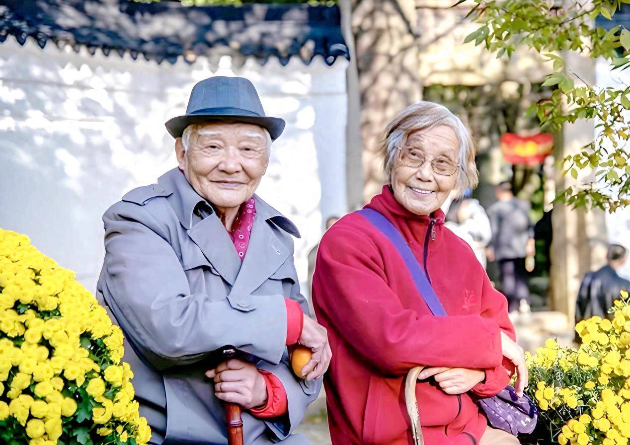 昆曲伉俪张继霖、柳继雁相差4天逝世！找18家医院才找到一间病房 