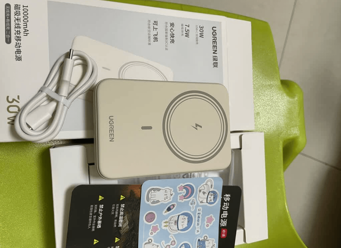 充电宝2w好还是1w好？充电宝哪个品牌比较好？手把手教你挑选到安全好用的充电宝