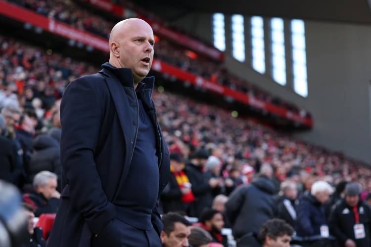 英超3轮不胜，5亿欧补强落后阿森纳21分，球迷怒喷斯洛特：赶快下课吧