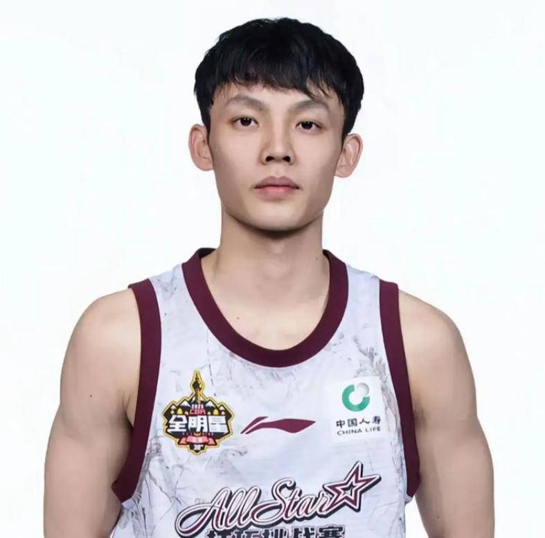 广东男篮最受委屈的球员：徐杰，杜锋的用人之谜令人唏嘘