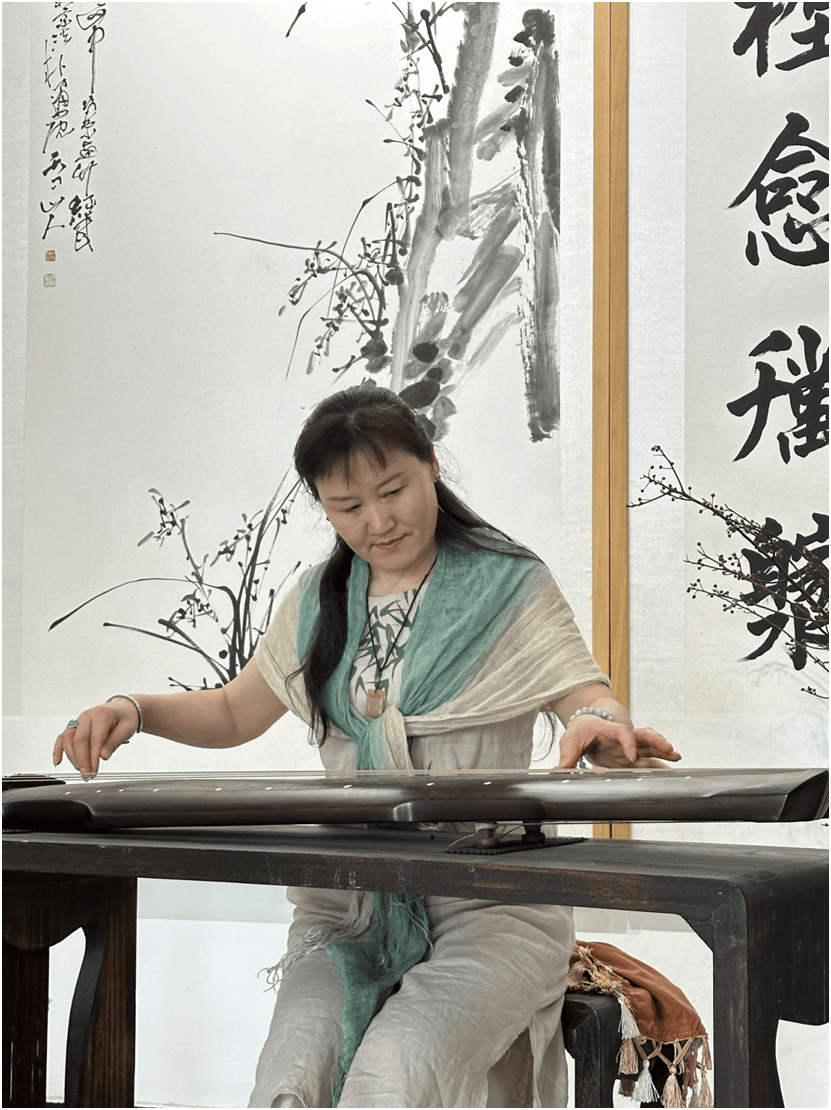 桐心入墨 伶韵生禅——禅意书画家郭桐伶书画鉴赏