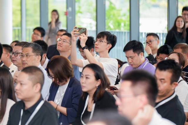 院士讲堂2026年首讲开启,黄玉东院士揭秘“铸箭巡天”材料基石(图3) 院士讲堂2026年首讲开启,黄玉东院士揭秘“铸箭巡天”材料基石(图3)