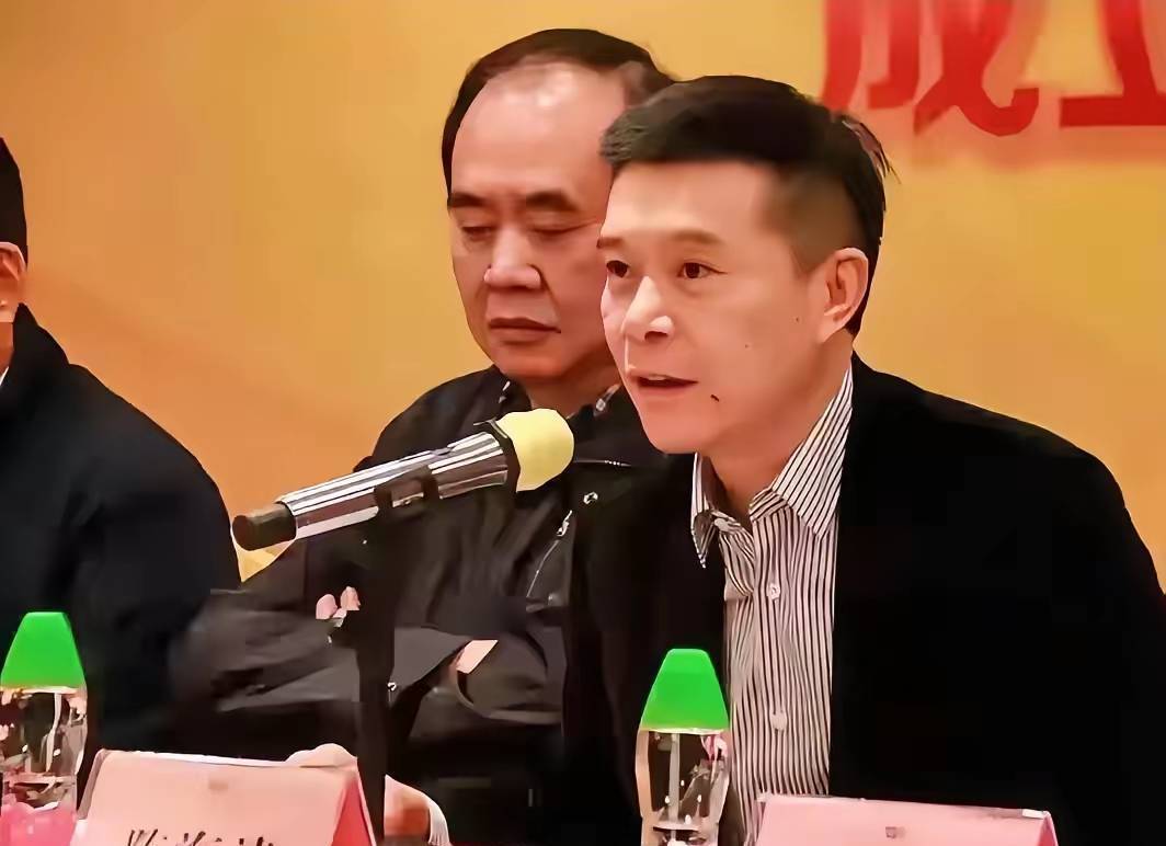 广东加码冲四强，朱芳雨继续找大外援