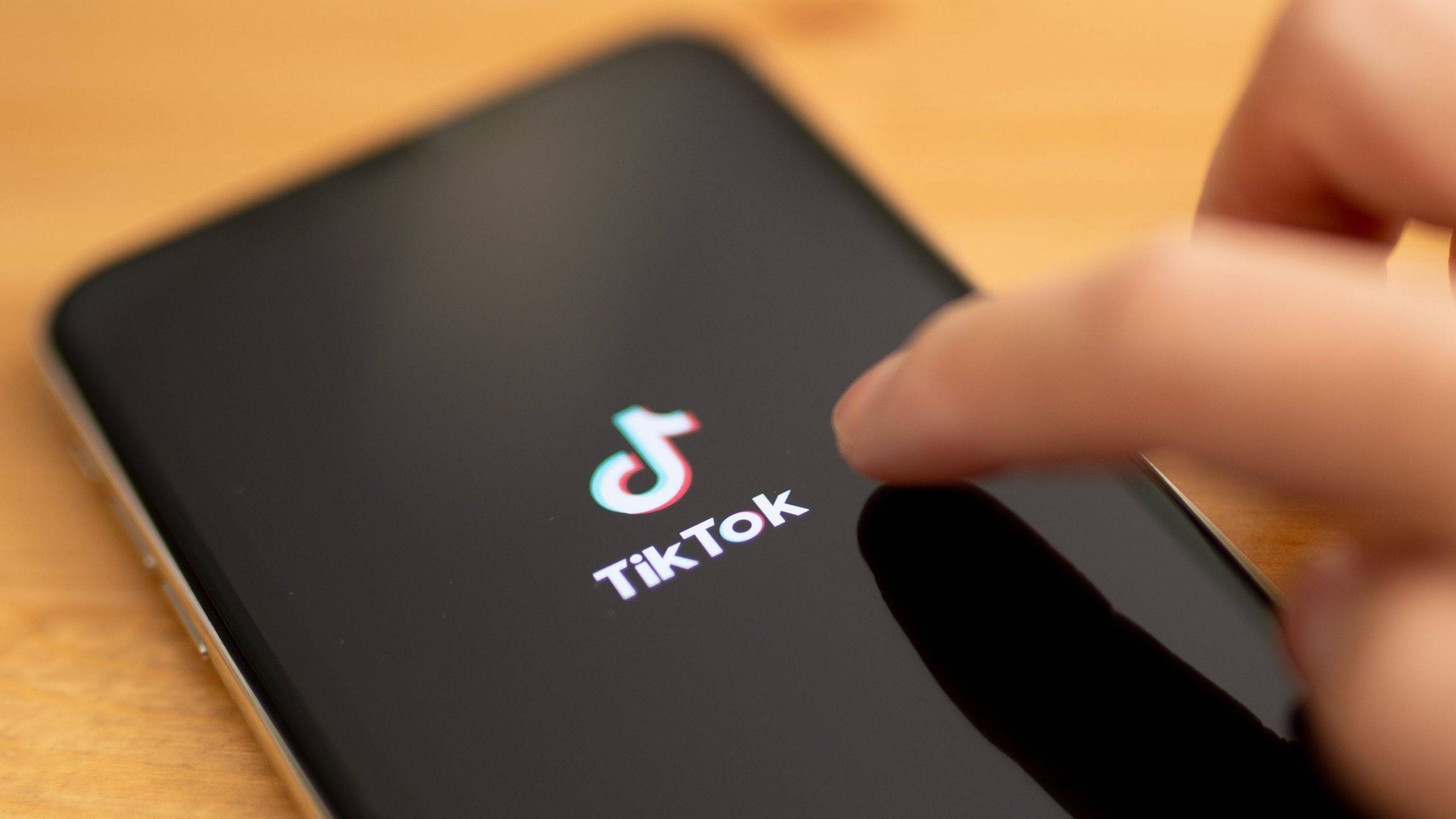 What’s Happening on TikTok Shop Indonesia? Beauty Remains the Core, While Automotive & Motorcycle Products Emerge as the Biggest Growth Dark Horse