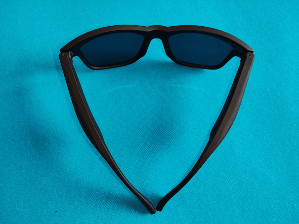 拒绝品牌溢价！飞雅FIYA F1智能眼镜：49元，解锁AI+运动双buff