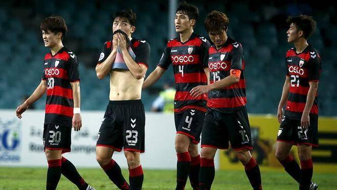 周三足球赛事全扫盘:7场焦点对决扎堆,欧冠+解放者杯看点拉满