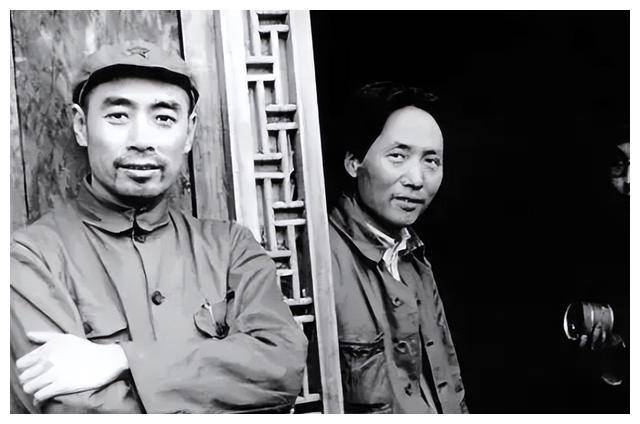 毛主席笑容历史意义_毛主席灿烂笑容_毛爷爷搞笑图片