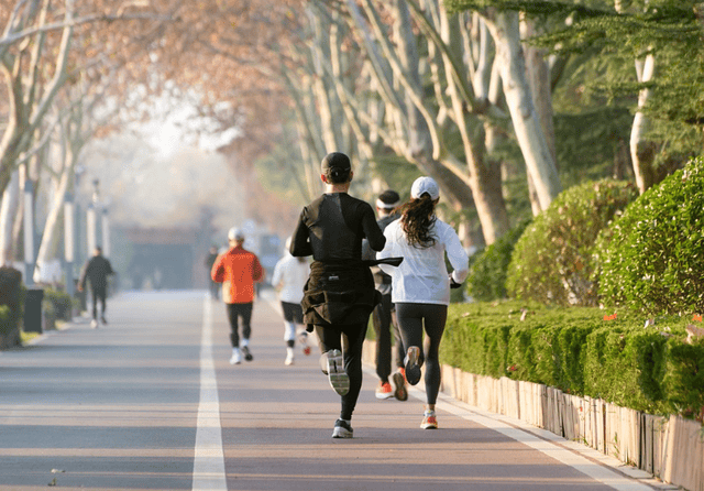 什么牌子的跑步耳机好用?十款热门跑步耳机锐评,看完不亏!