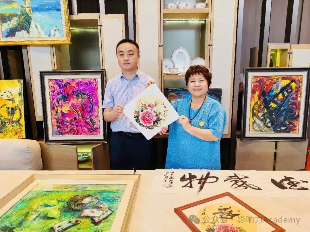 传承与创新交融：当代抽象画家招丽丽与“牡丹皇”陈惠莲画展亮相大湾区(图4)
