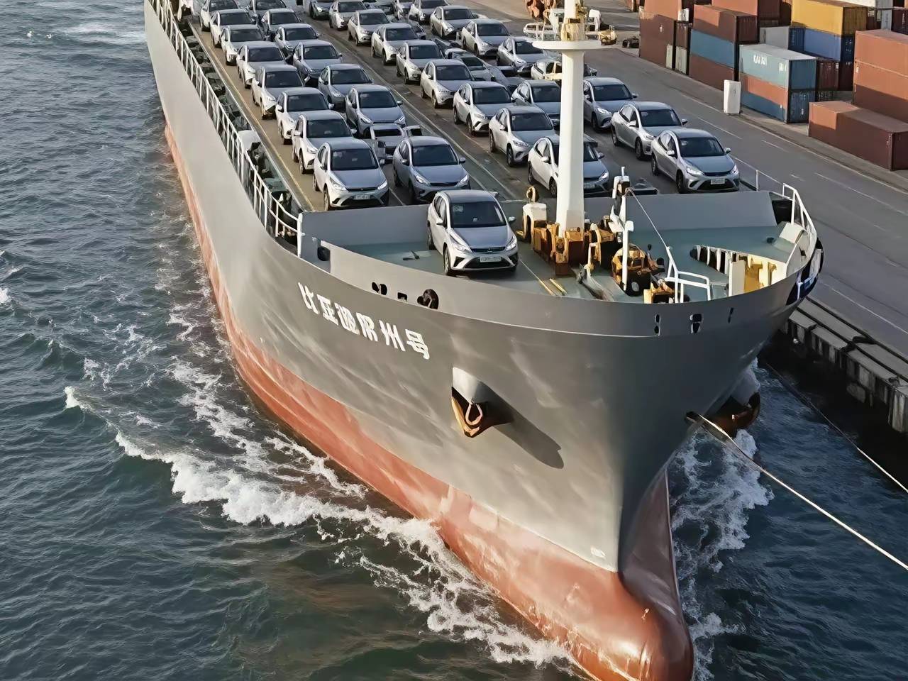 四个维度看清中国车企背后的硬实力，比亚迪单手出拳干翻三家总和！